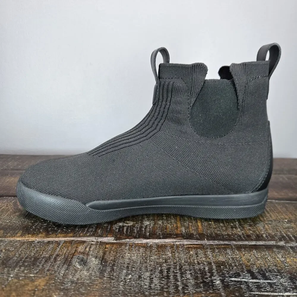 NEW Vessi Weekend Chelsea Mens Size 13 Waterproof Shoes Asphalt Black Black